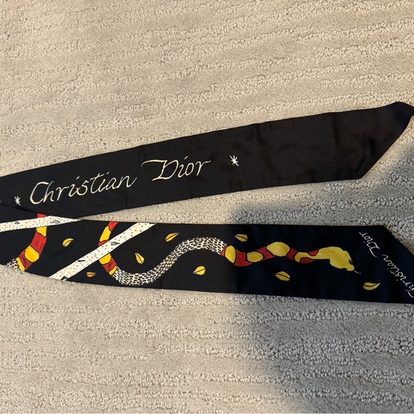 Christian Dior Death Silk Twilly - Picture 6 of 8